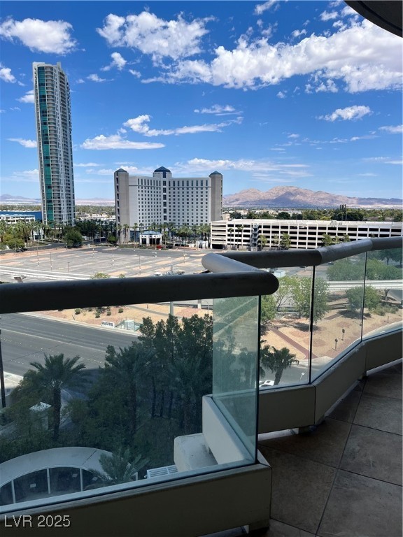 2777 Paradise Road 808 Property Photo 19