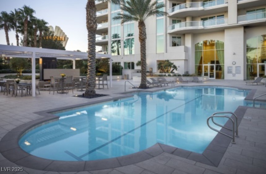 2777 Paradise Road 808 Property Photo 23