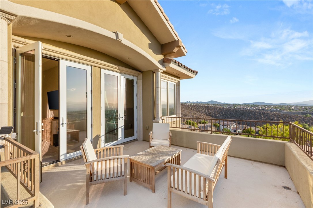 1 Awbrey Court Property Photo 41