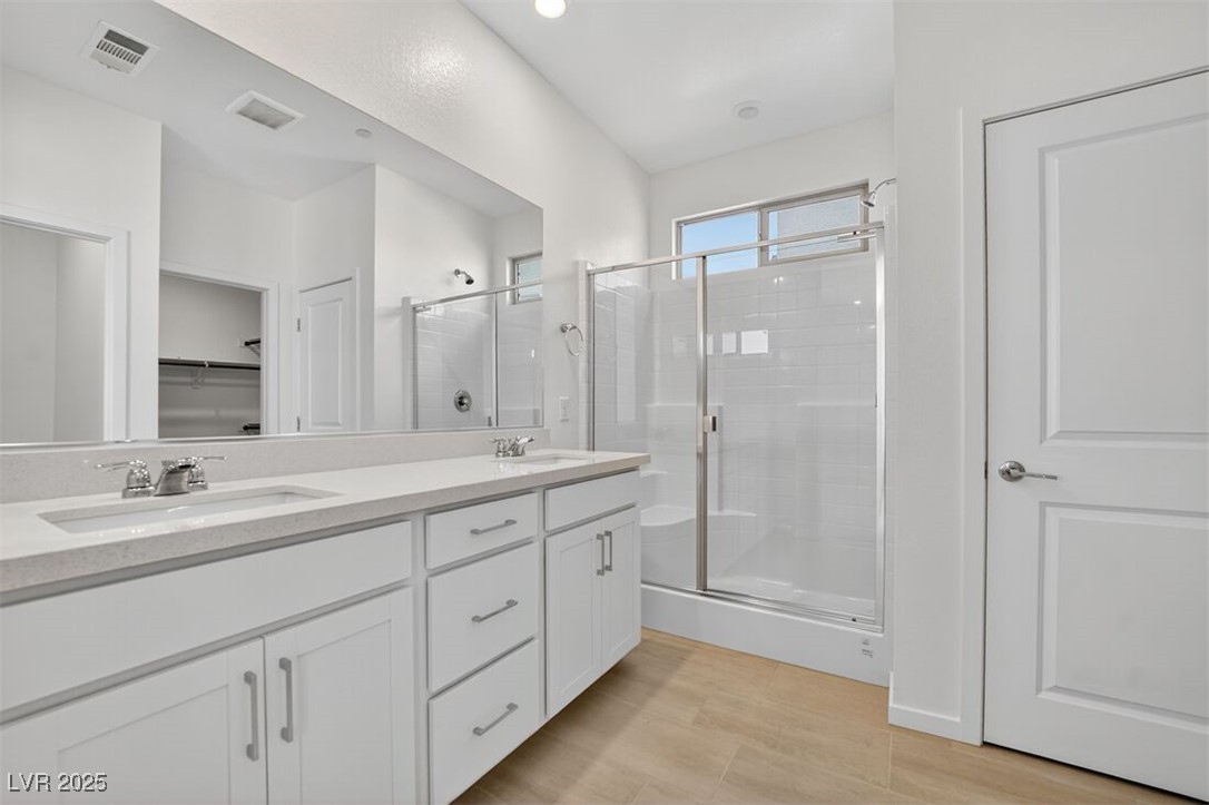 320 Taylor Street Property Photo 12