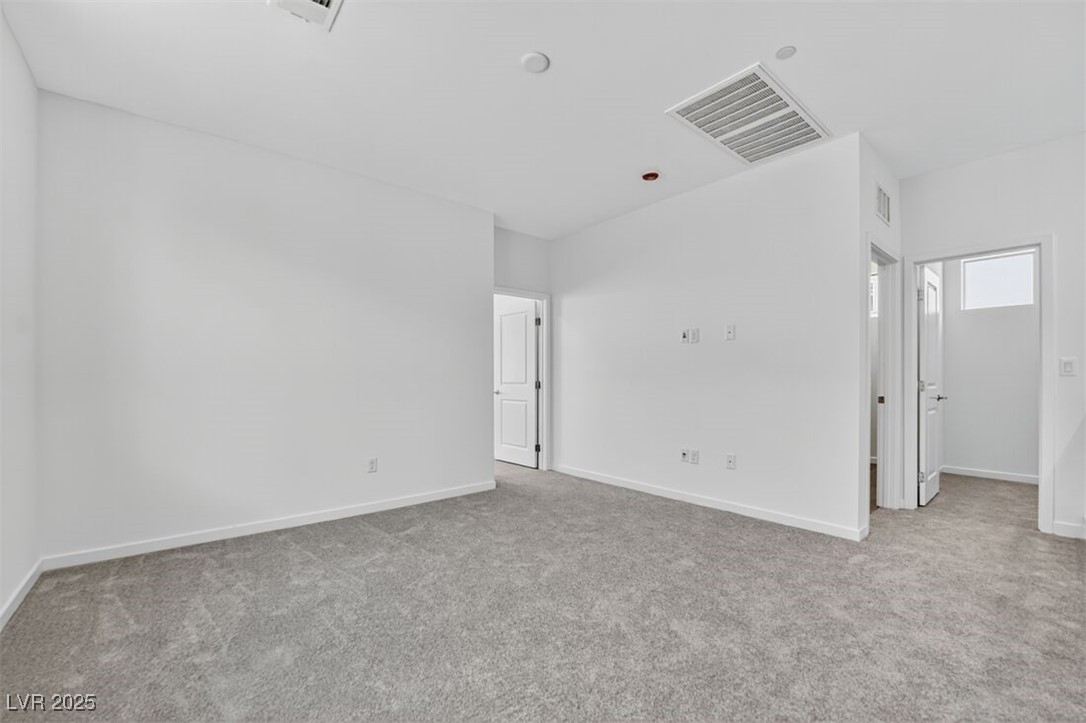 320 Taylor Street Property Photo 14