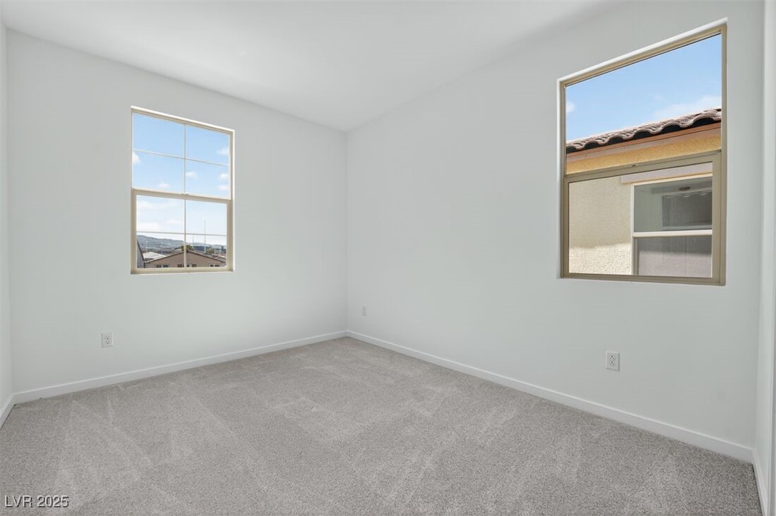 320 Taylor Street Property Photo 16