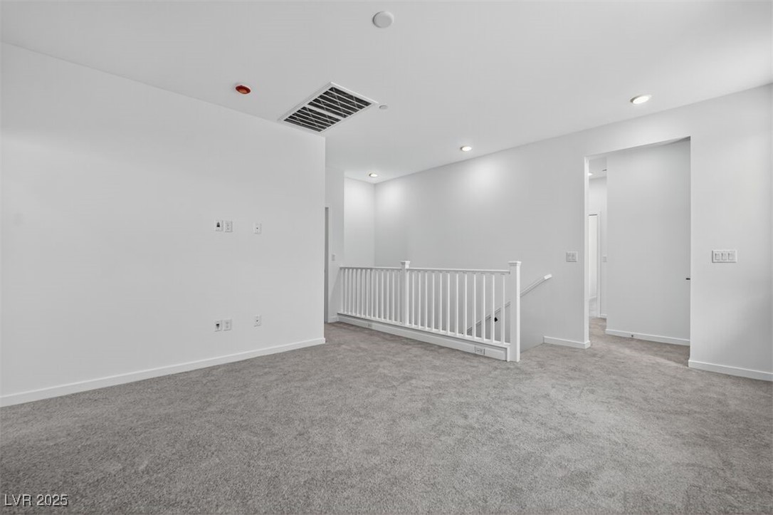 320 Taylor Street Property Photo 23