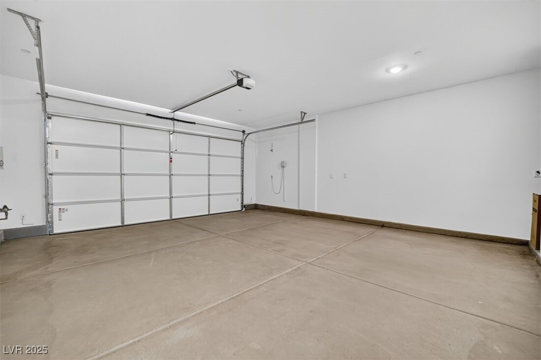 320 Taylor Street Property Photo 26