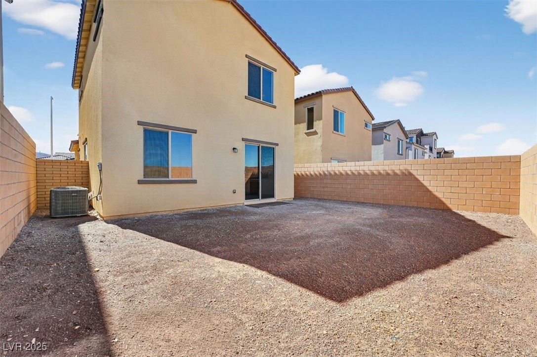 320 Taylor Street Property Photo 28