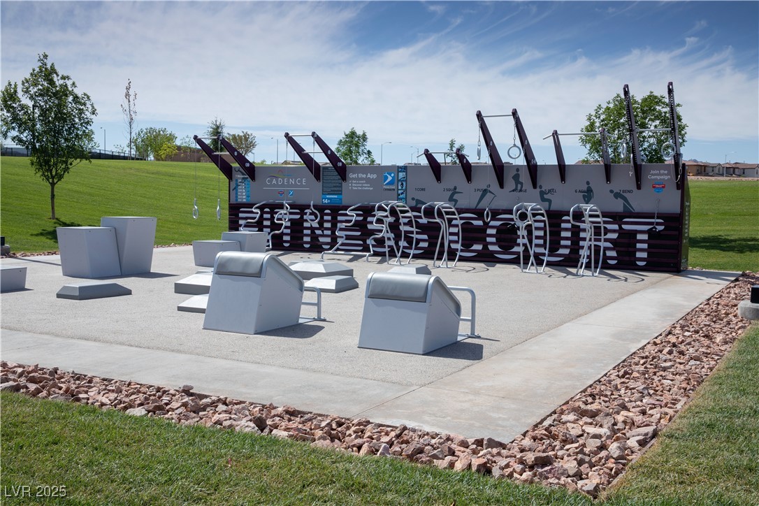 320 Taylor Street Property Photo 40