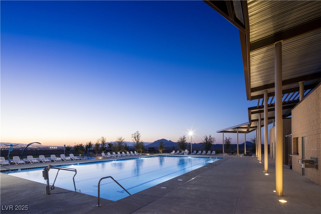 320 Taylor Street Property Photo 41