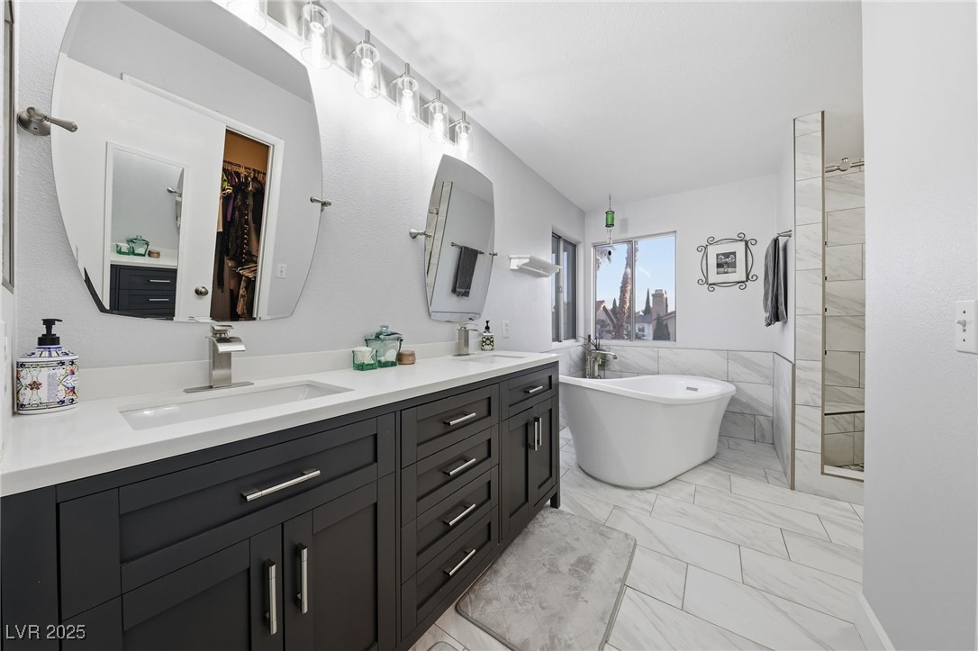 9429 Abalone Way Property Photo 30