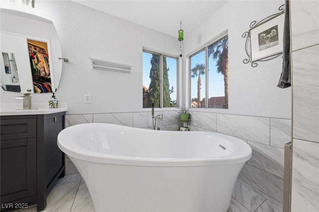 9429 Abalone Way Property Photo 31