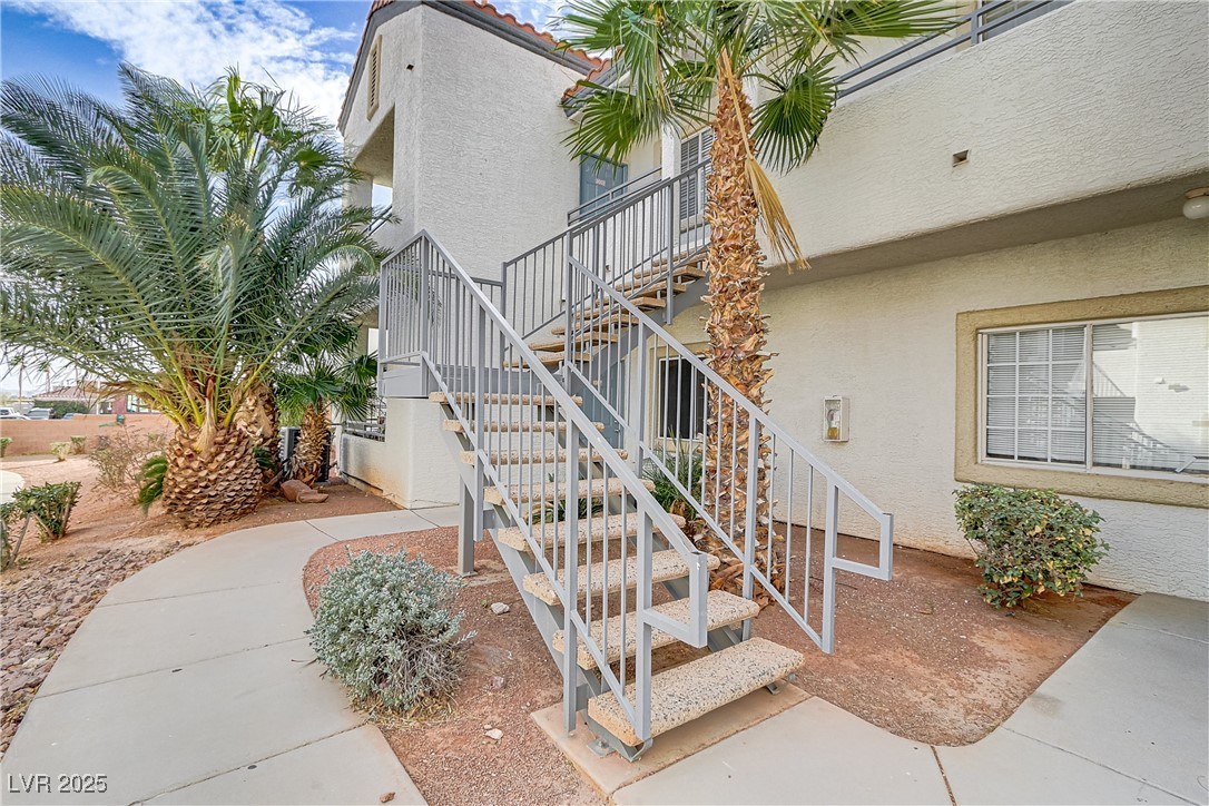 3318 North Decatur Boulevard 2007 Property Photo 2