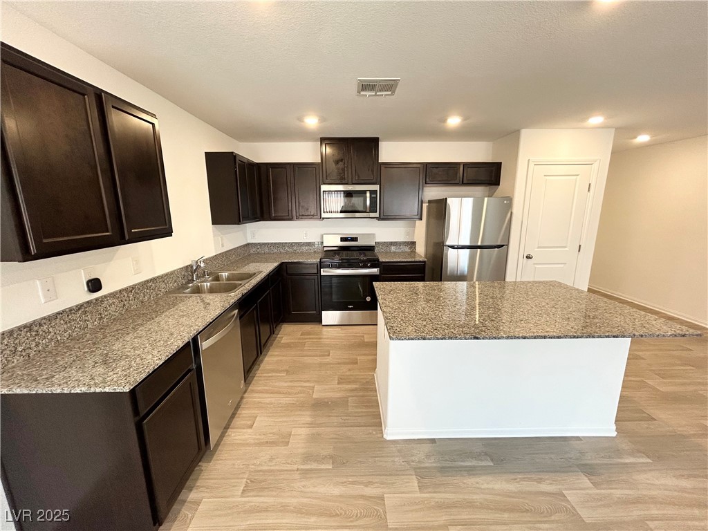 5676 Golden Orchard Street Property Photo 2