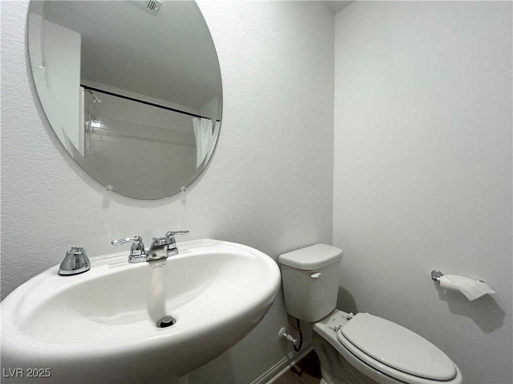 5676 Golden Orchard Street Property Photo 13