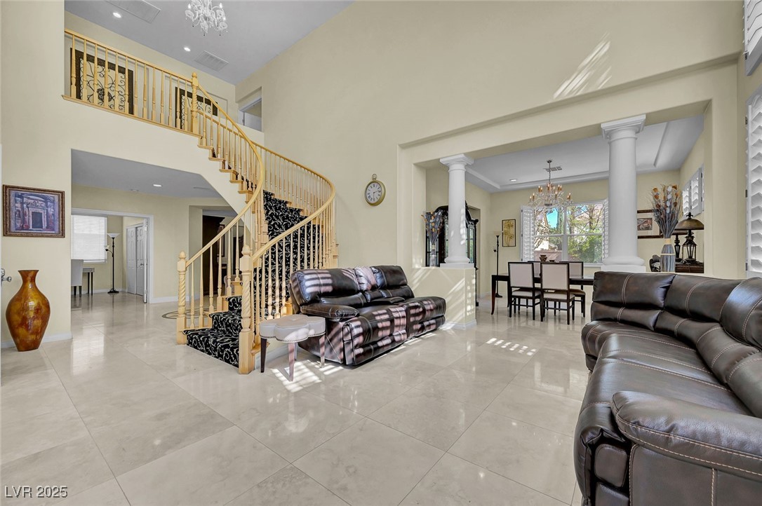 9600 Royal Lamb Drive Property Photo 8