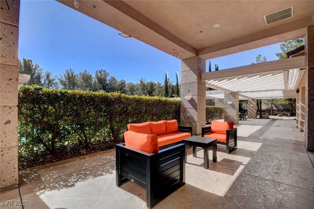 9600 Royal Lamb Drive Property Photo 93