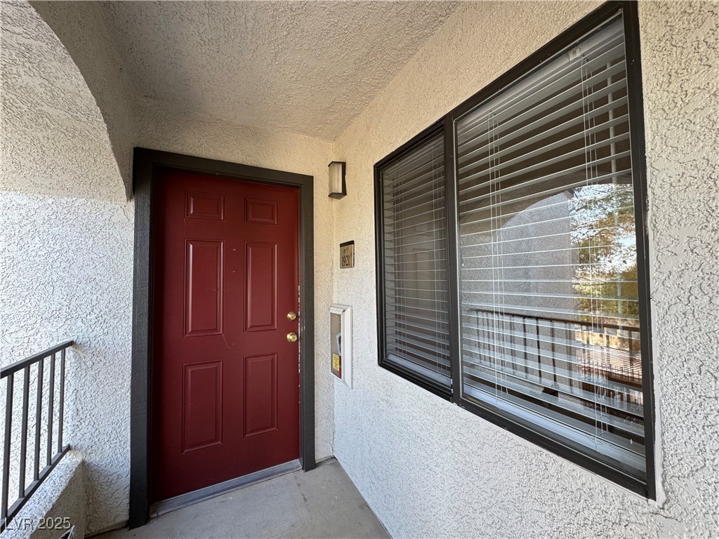 950 Seven Hills Drive 1921 Property Photo 2