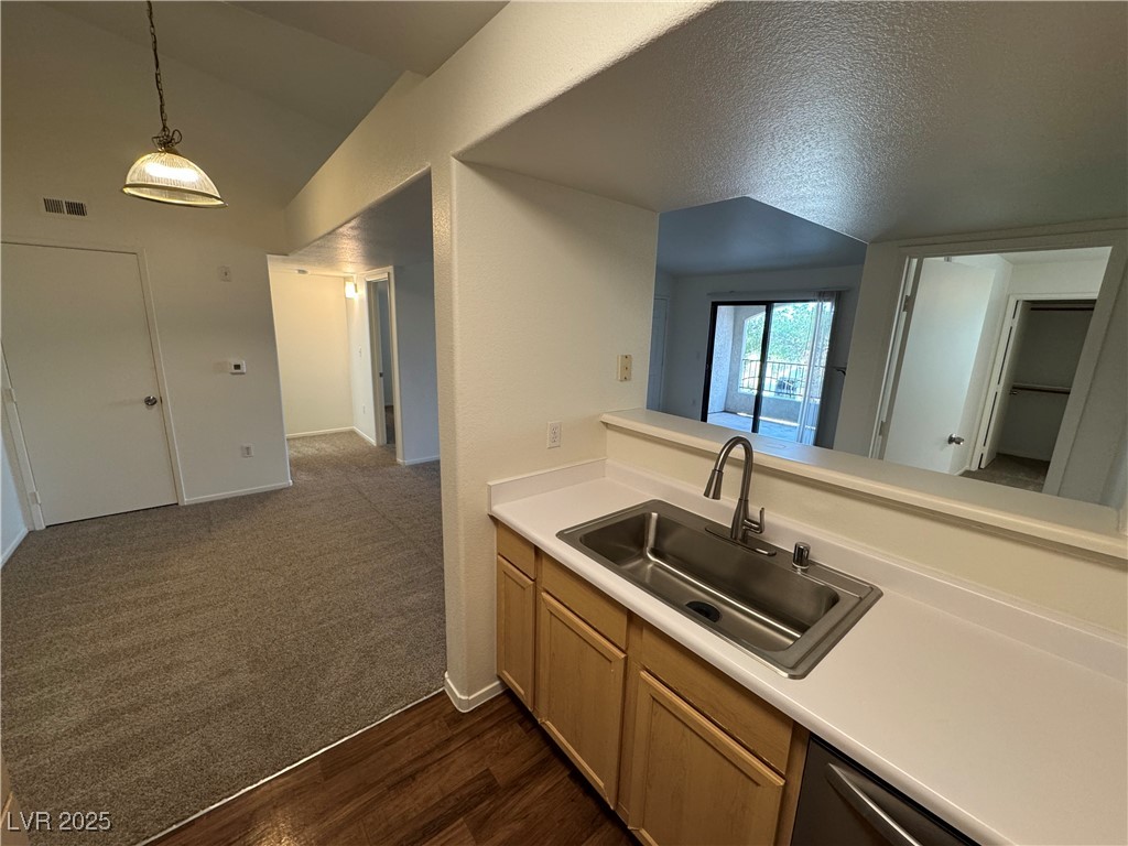 950 Seven Hills Drive 1921 Property Photo 9