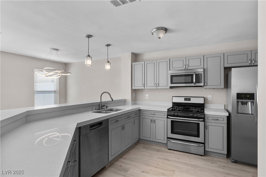 3328 Summerfield Lane Property Photo 2