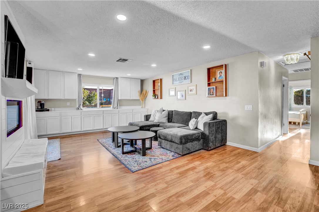 5289 Chattanooga Avenue Property Photo 2