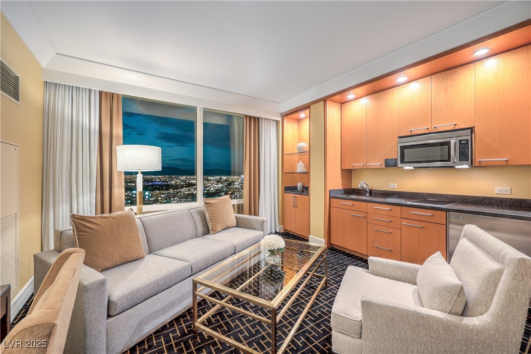 2000 Fashion Show Drive 5019 Property Photo 1