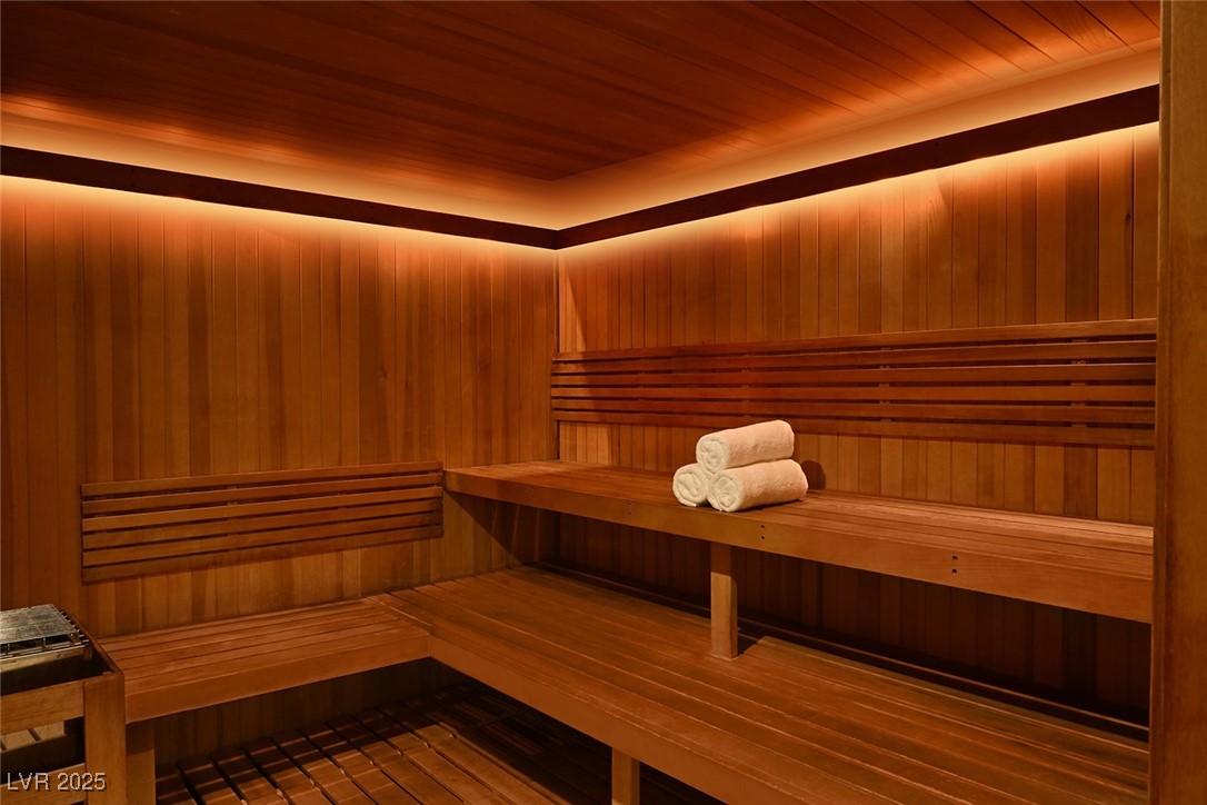 2000 Fashion Show Drive 5019 Property Photo 38