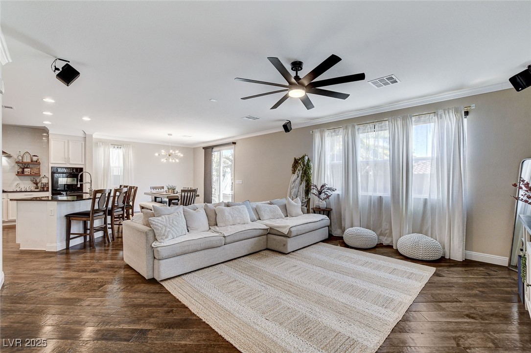 956 Baronet Drive Property Photo 9