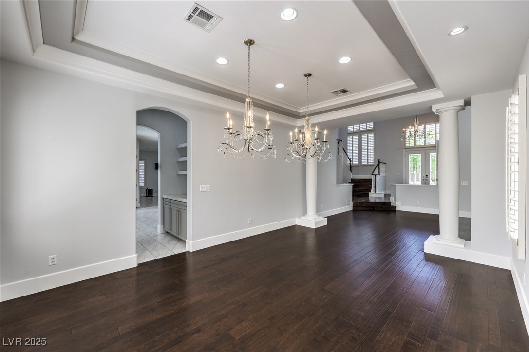 9317 Fontainbleu Property Photo 14