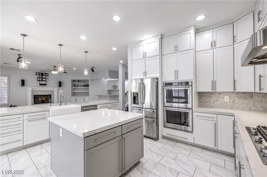 9317 Fontainbleu Property Photo 15