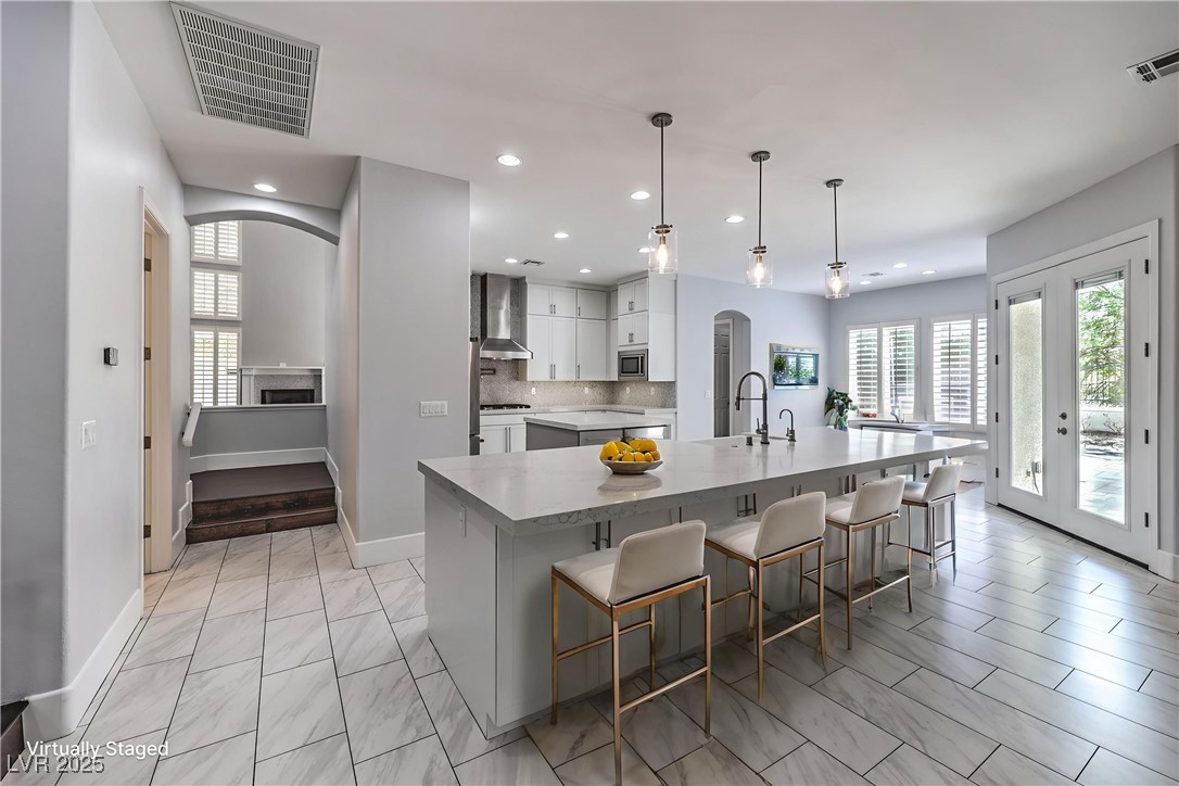 9317 Fontainbleu Property Photo 16