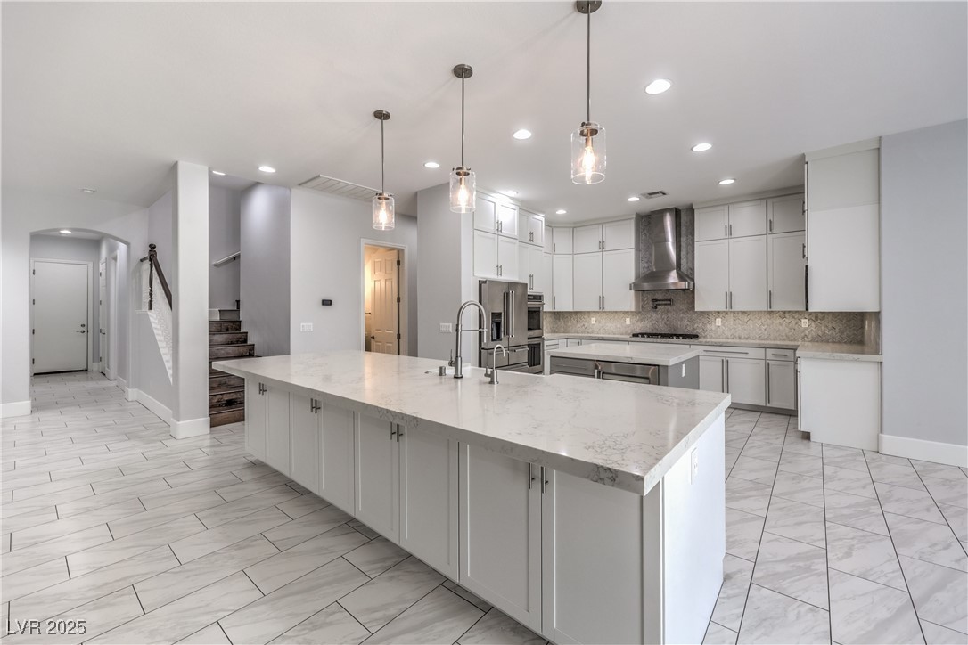 9317 Fontainbleu Property Photo 17