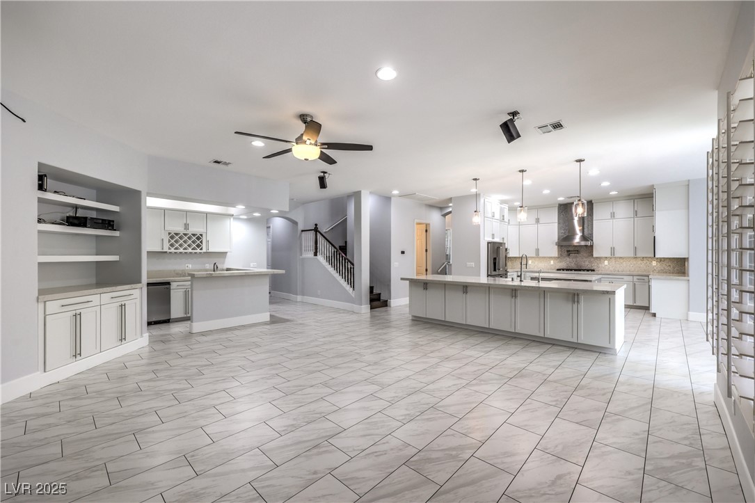 9317 Fontainbleu Property Photo 18