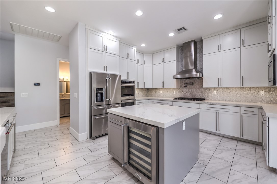 9317 Fontainbleu Property Photo 19