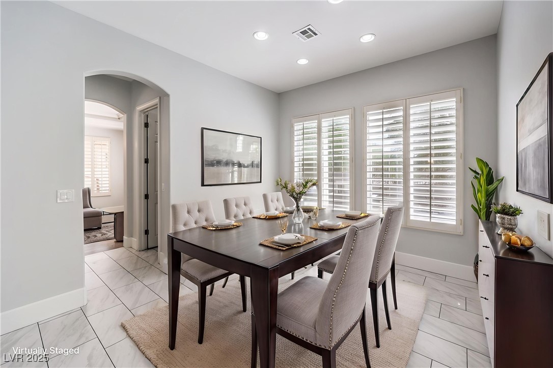 9317 Fontainbleu Property Photo 23