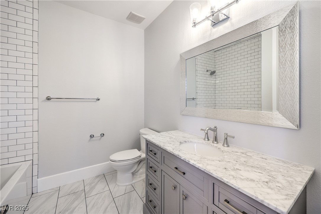 9317 Fontainbleu Property Photo 44