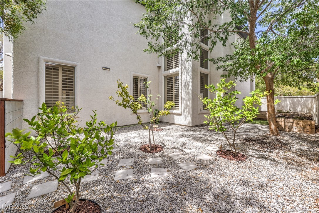 9317 Fontainbleu Property Photo 57