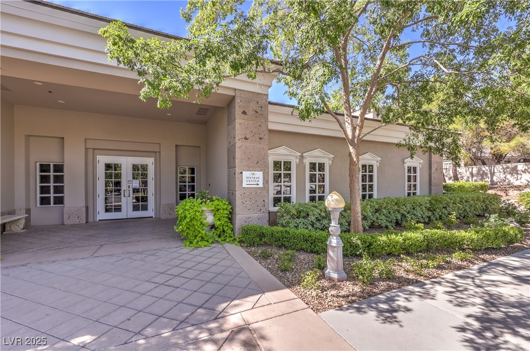 9317 Fontainbleu Property Photo 63