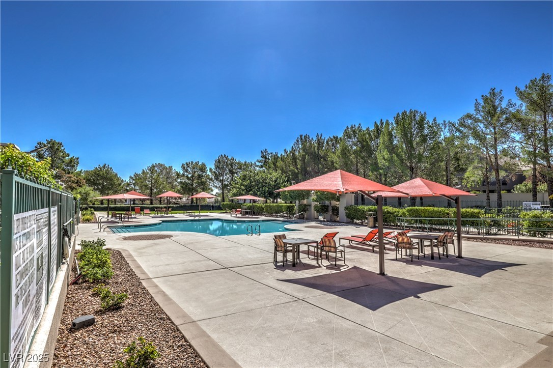 9317 Fontainbleu Property Photo 64