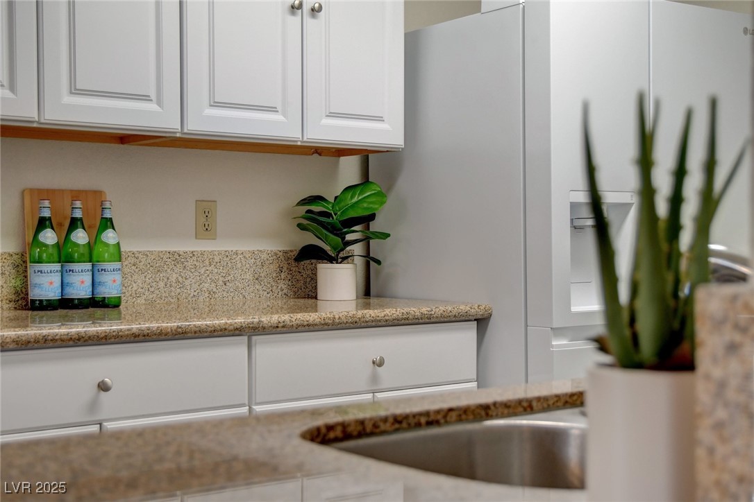 2995 East Sunset Road 209 Property Photo 12