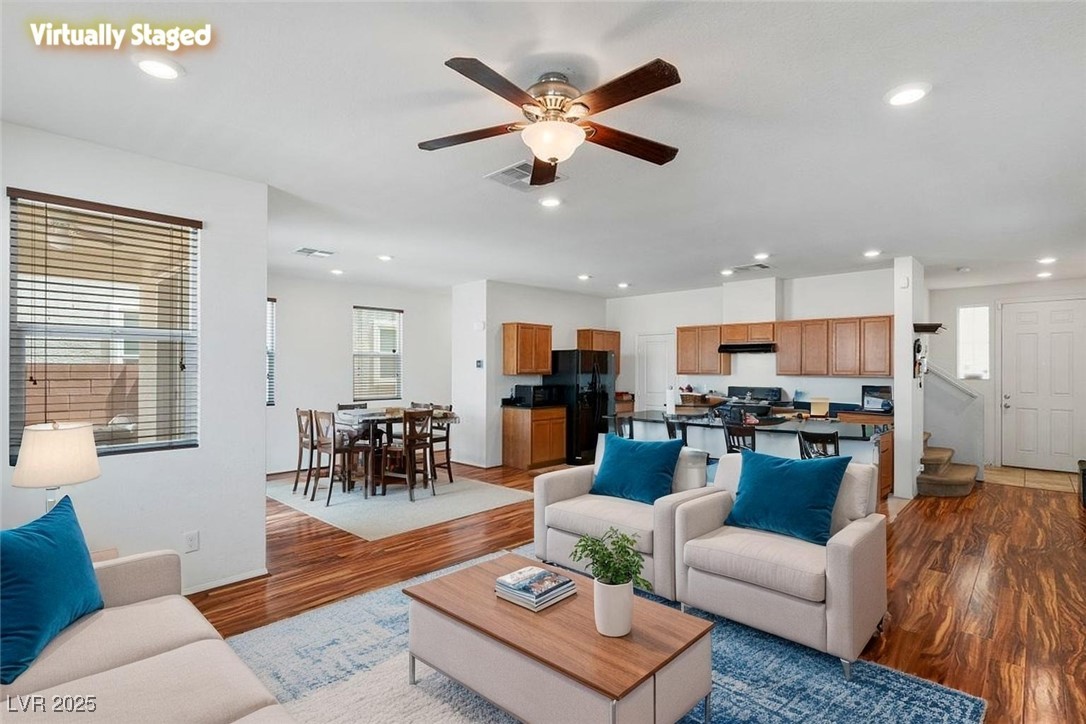 7104 Flathead River Avenue Property Photo 2