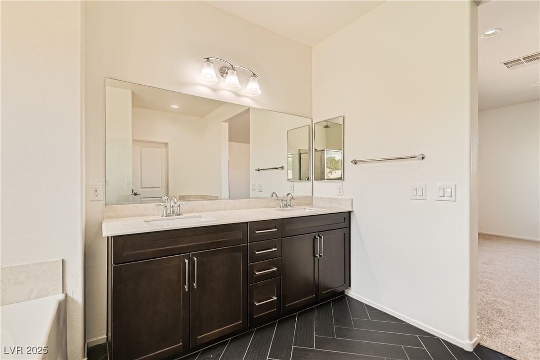 8754 Moon Crater Avenue Property Photo 32