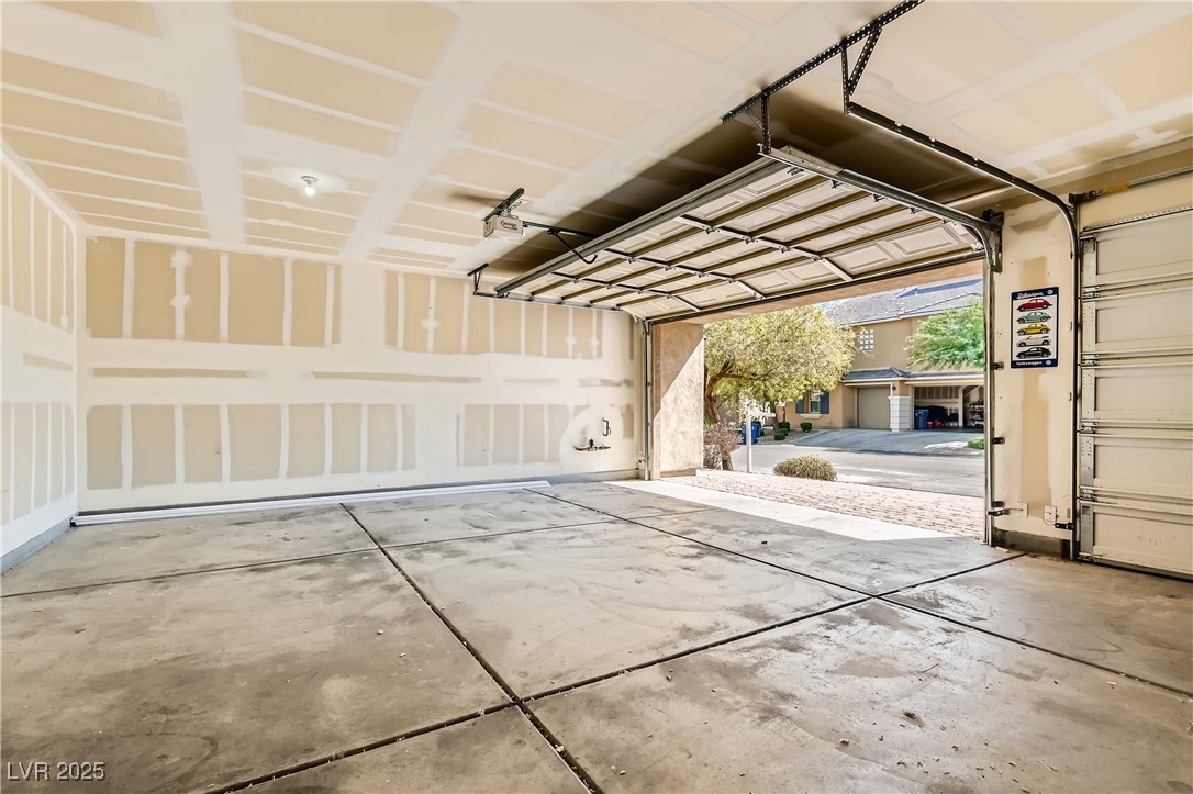 8754 Moon Crater Avenue Property Photo 46