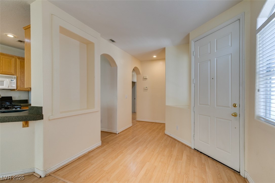 1004 Collingtree Street Property Photo 8