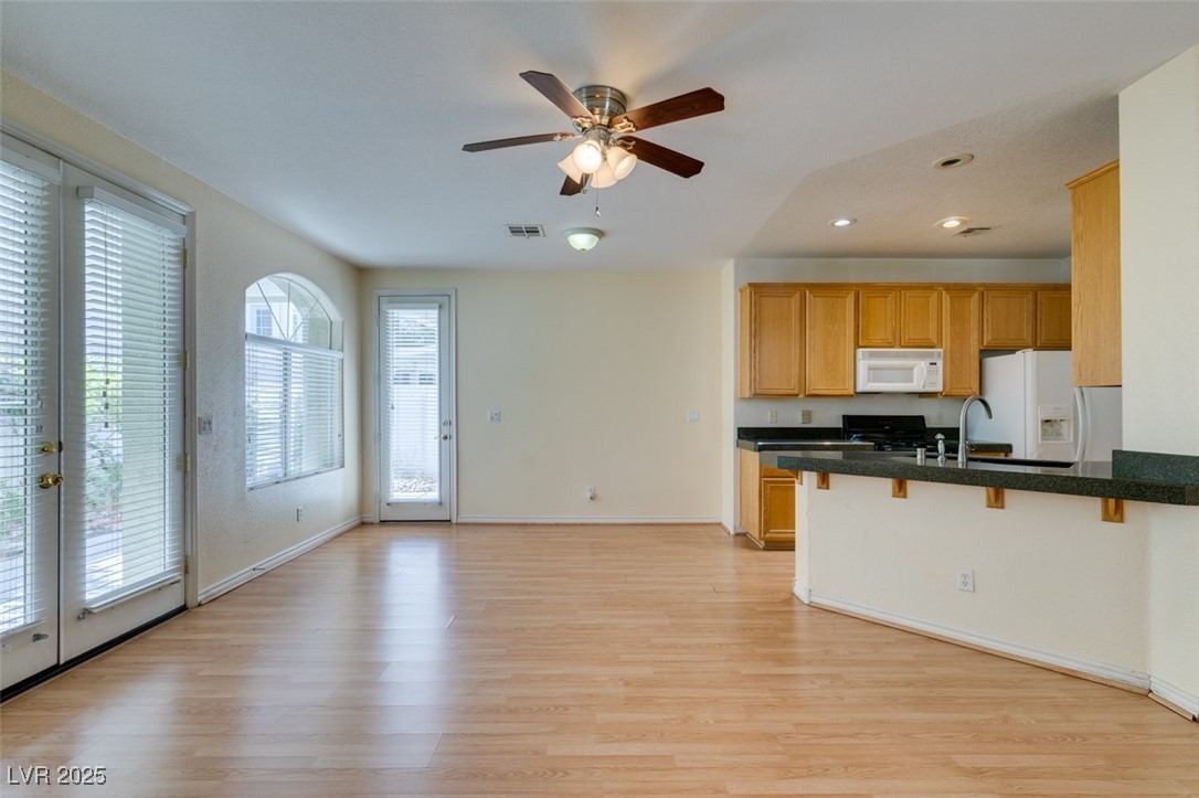 1004 Collingtree Street Property Photo 12