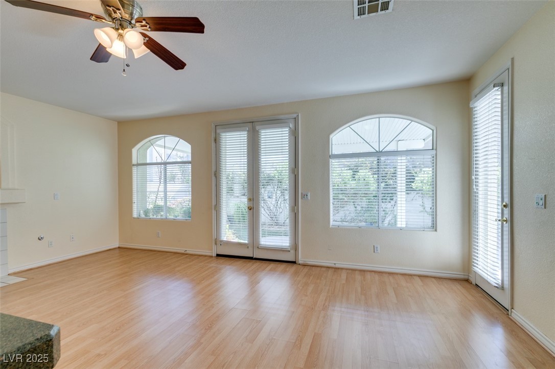 1004 Collingtree Street Property Photo 15