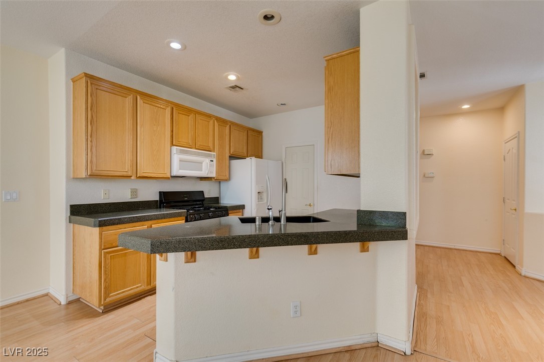 1004 Collingtree Street Property Photo 18