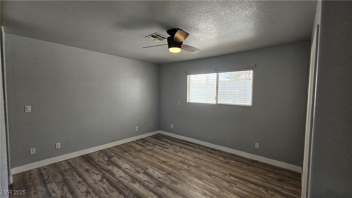 5305 Del Rey Avenue Property Photo 5