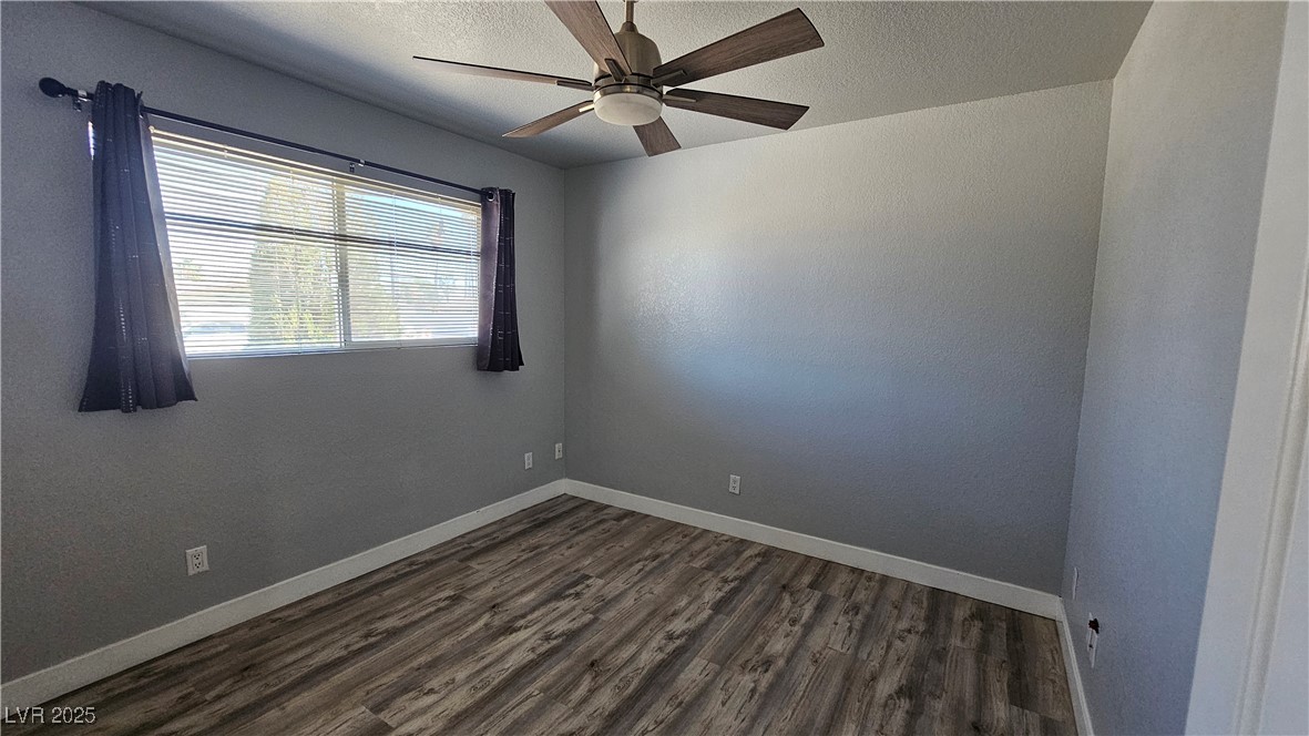 5305 Del Rey Avenue Property Photo 7