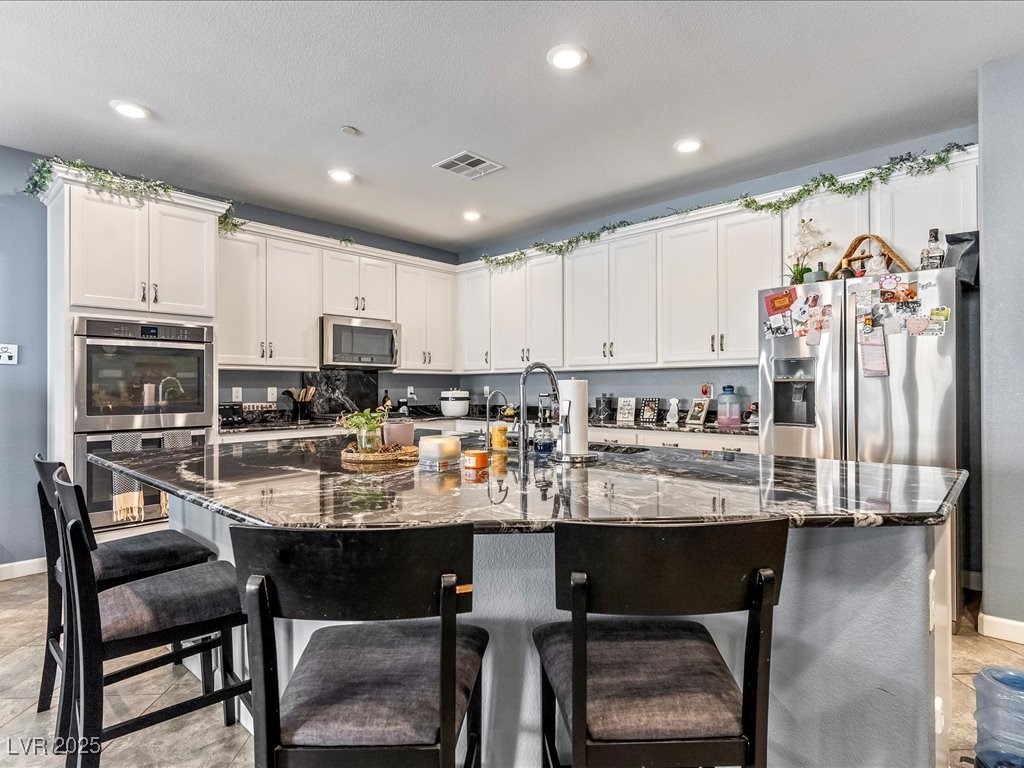 2442 Fanano Street Property Photo 9