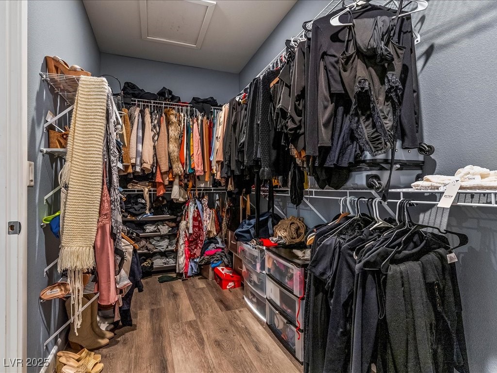 2442 Fanano Street Property Photo 16