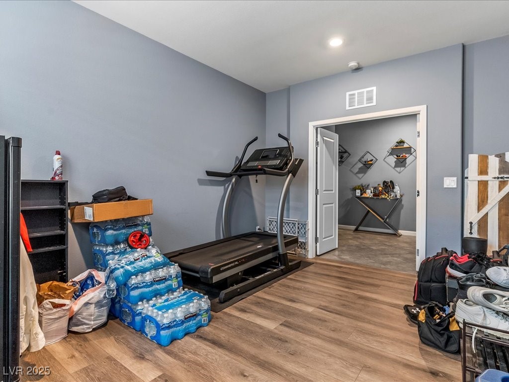 2442 Fanano Street Property Photo 22