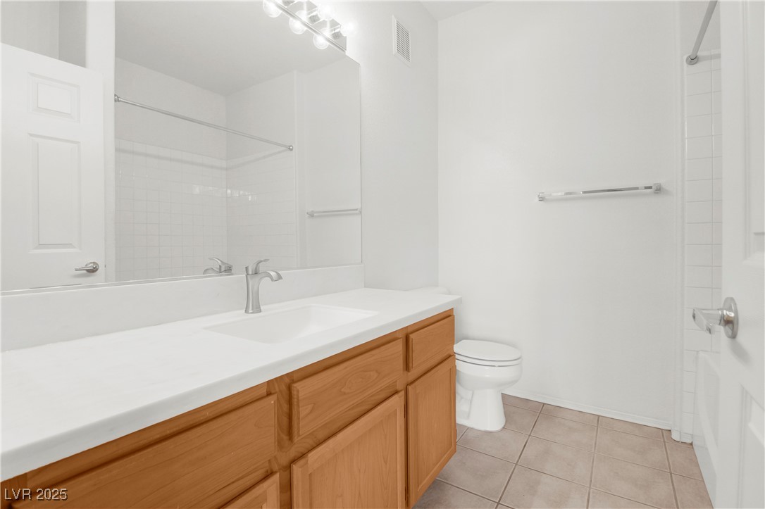 1050 East Cactus Avenue 2073 Property Photo 5